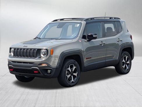 Used 2022 Jeep Renegade Trailhawk AWD/4WD image 3