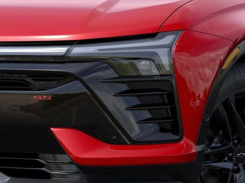 New 2026 Chevrolet Blazer EV SS image 10