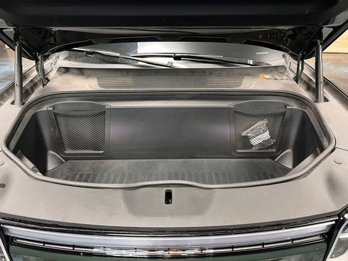 Used 2025 Rivian R1S Adventure image 20