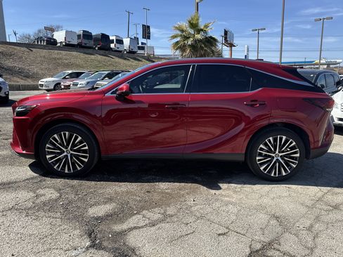 Used 2023 Lexus RX 350 Premium Plus w/ Accessory Package image 6
