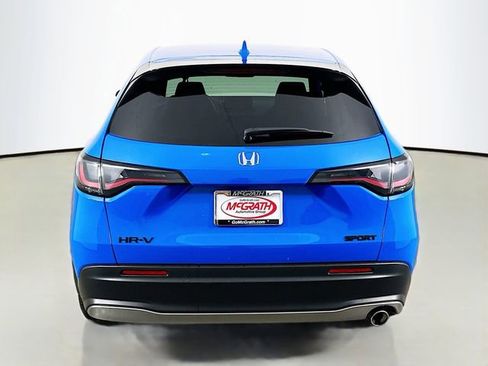 Certified 2026 Honda HR-V Sport image 17