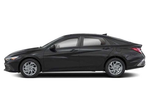 New 2026 Hyundai Elantra SEL Sport FWD image 20