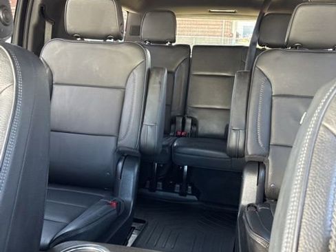 Used 2022 GMC Yukon XL Denali w/ Max Trailering Package image 18