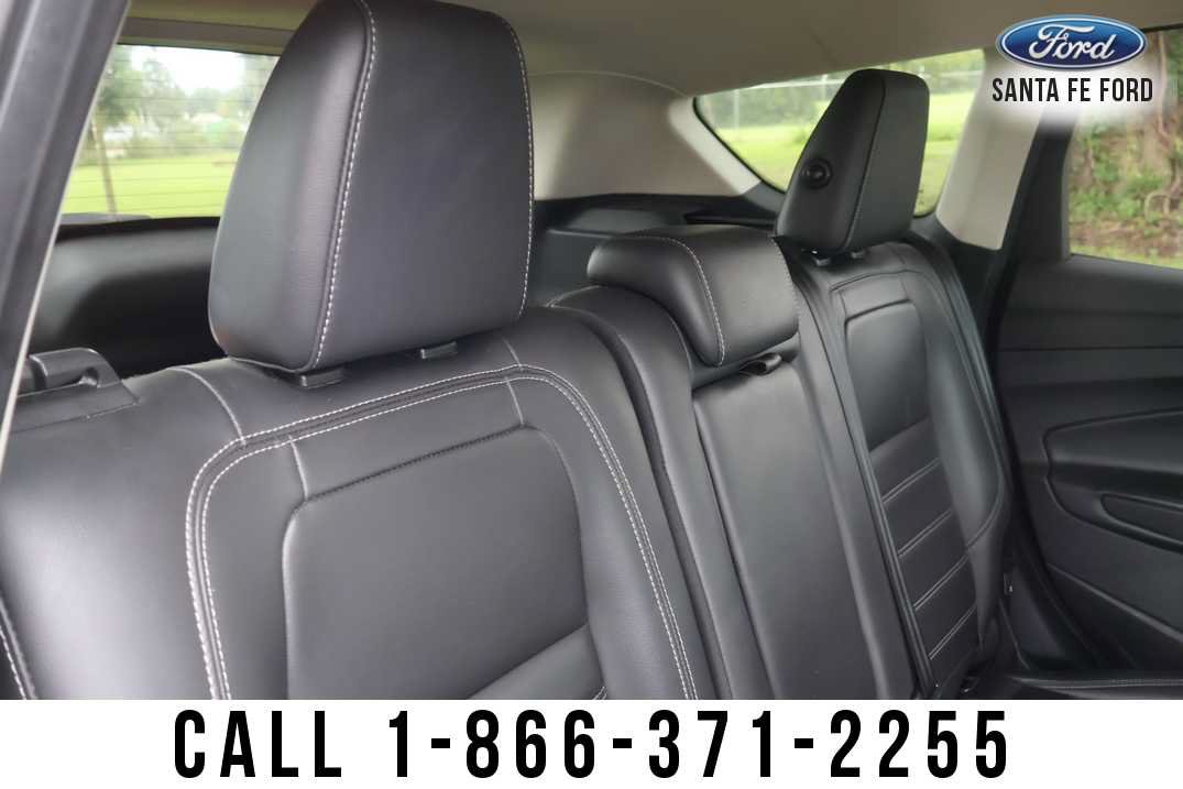 Used 2019 Ford Escape SEL AWD/4WD image 28