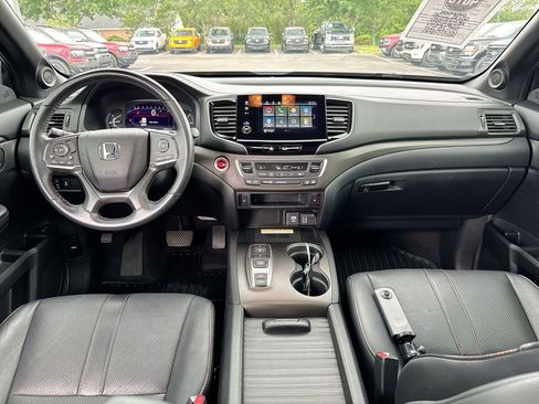 Used 2022 Honda Passport TrailSport image 10