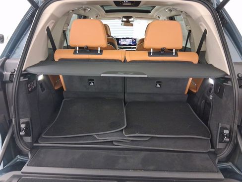 Used 2025 BMW X7 xDrive40i w/ Premium Package image 31