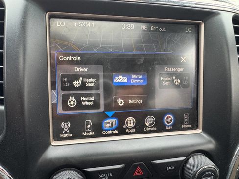 Used 2015 Jeep Grand Cherokee Limited AWD/4WD image 17
