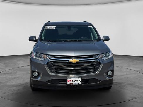 Used 2021 Chevrolet Traverse LT AWD/4WD image 2