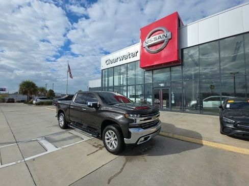 Used 2021 Chevrolet Silverado 1500 LTZ image 2