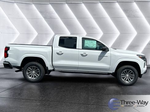 New 2026 Chevrolet Colorado LT w/ LT Convenience Package RWD image 6