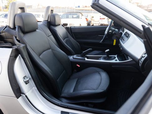 Used 2007 BMW Z4 3.0si image 23
