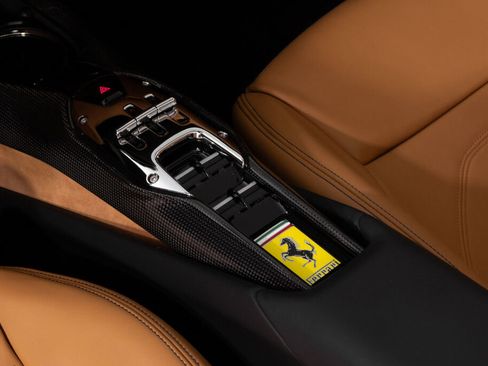 Used 2024 Ferrari 296 GTS RWD image 32