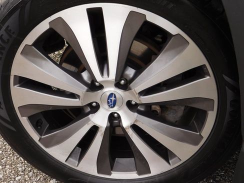 Used 2021 Subaru Ascent Limited w/ Technology Package image 11