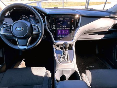 Used 2022 Subaru Outback Premium image 16