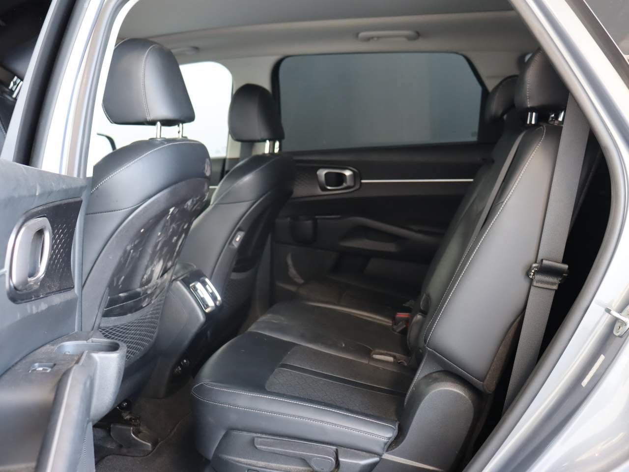 Used 2021 Kia Sorento S w/ Panoramic Sunroof Package AWD/4WD image 15