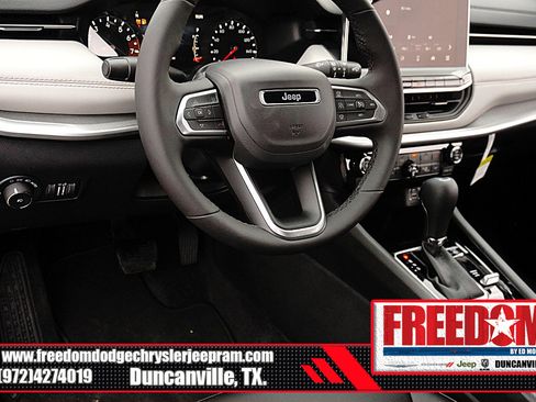 New 2026 Jeep Compass Limited image 25