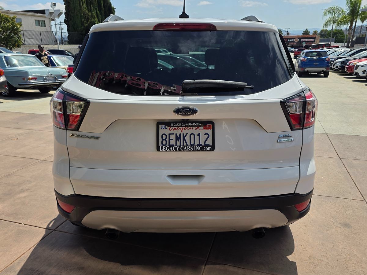 Used 2018 Ford Escape SEL FWD image 11