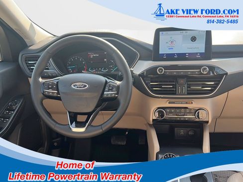 Used 2022 Ford Escape SEL AWD/4WD image 2