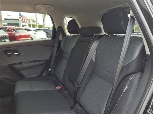 Certified 2023 Nissan Rogue SV image 19