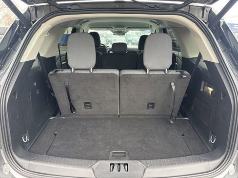 Used 2025 Ford Explorer Active image 12