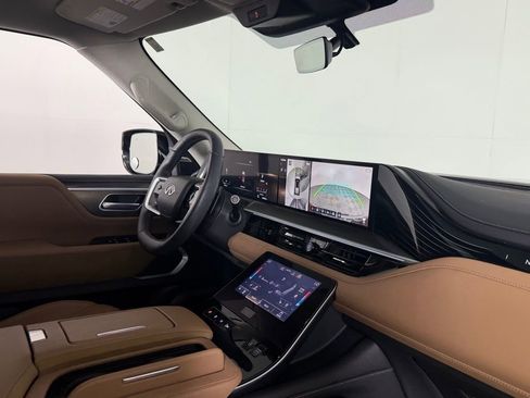 Used 2025 INFINITI QX80 Luxe AWD/4WD image 35