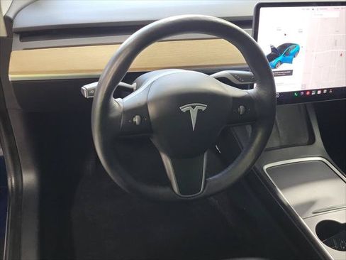 Used 2021 Tesla Model 3 Long Range AWD/4WD image 21
