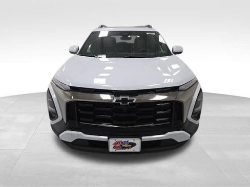 New 2026 Chevrolet Equinox ACTIV w/ Safety and Technology Package AWD/4WD image 8