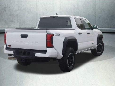 Used 2024 Toyota Tacoma TRD Off-Road AWD/4WD image 10