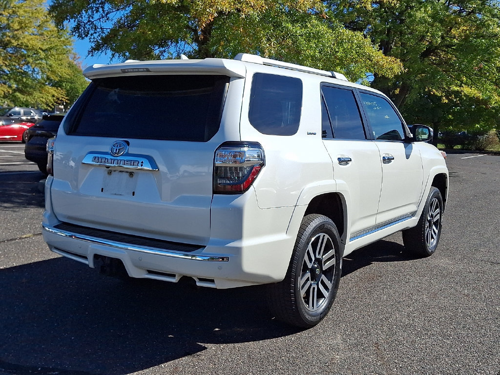 Used 2014 Toyota 4Runner Limited AWD/4WD image 9
