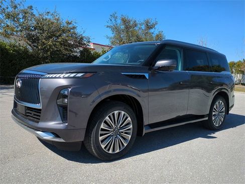 New 2026 INFINITI QX80 Luxe image 8