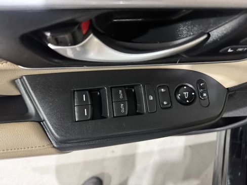 Used 2018 Honda CR-V EX-L image 17