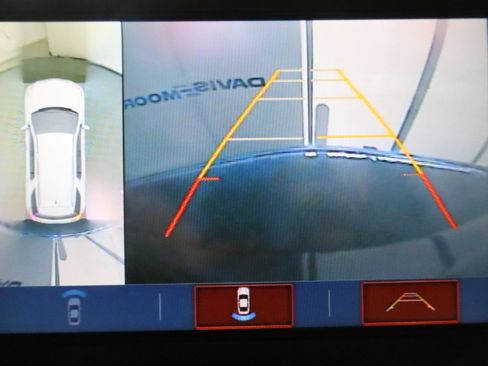 Used 2019 Chevrolet Traverse RS image 27