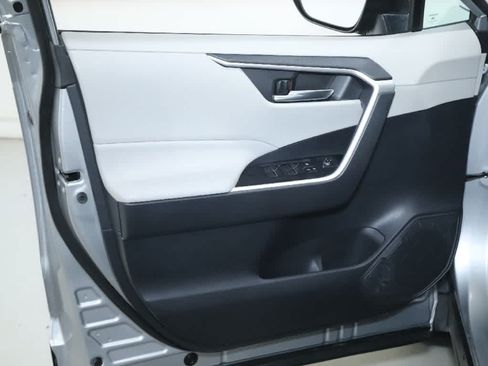 Certified 2024 Toyota RAV4 XLE w/ Convenience Package AWD/4WD image 15