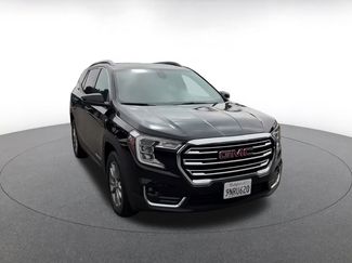 Used 2024 GMC Terrain SLT video 2