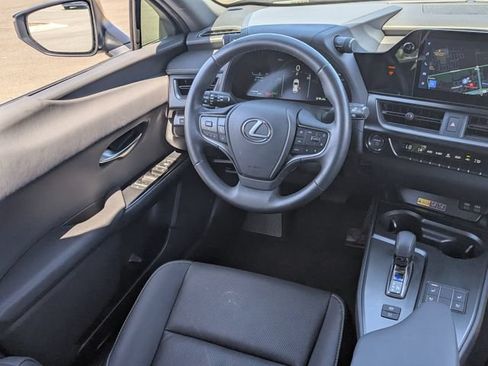 Used 2025 Lexus UX 300h FWD w/ Accessory Package (Z2) image 15
