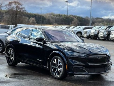 Used 2022 Ford Mustang Mach-E Premium image 40