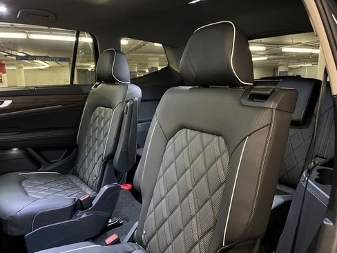 New 2026 Volkswagen Atlas SEL Premium R-Line image 22
