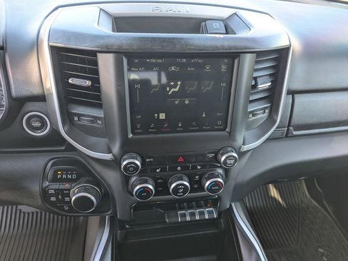 Used 2020 RAM 1500 Big Horn AWD/4WD image 18