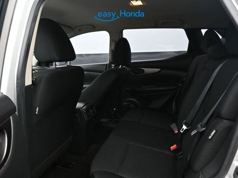 Used 2020 Nissan Rogue Sport S image 15