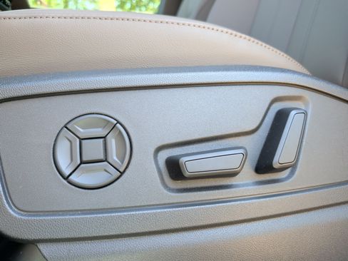 Used 2026 Audi Q5 Premium Plus AWD/4WD image 26