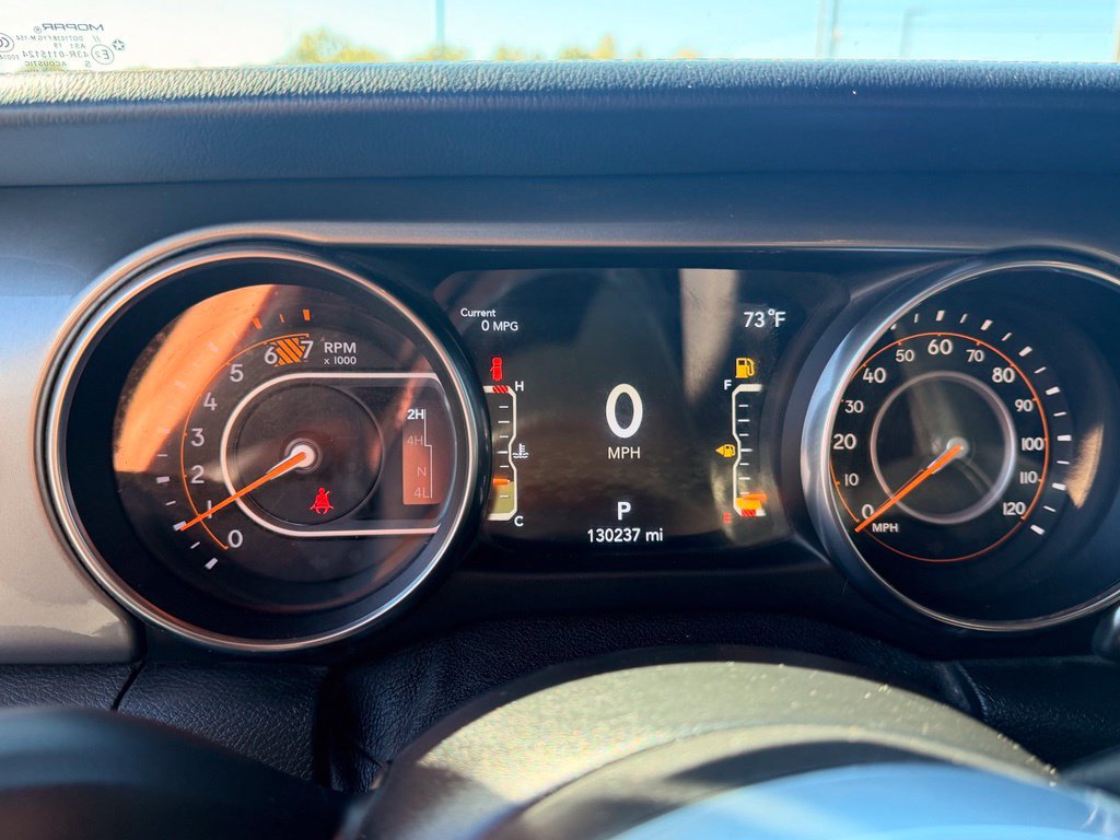 Used 2019 Jeep Wrangler Unlimited Sahara AWD/4WD image 26