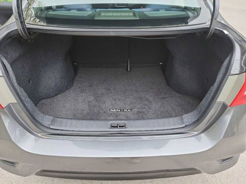 Used 2019 Nissan Sentra SV w/ Exterior Package image 28