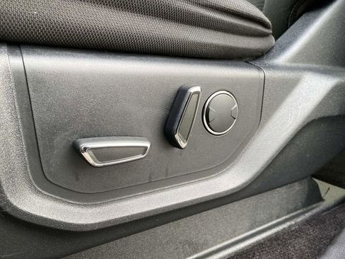 Used 2017 Ford F150 XLT w/ Equipment Group 302A Luxury image 17