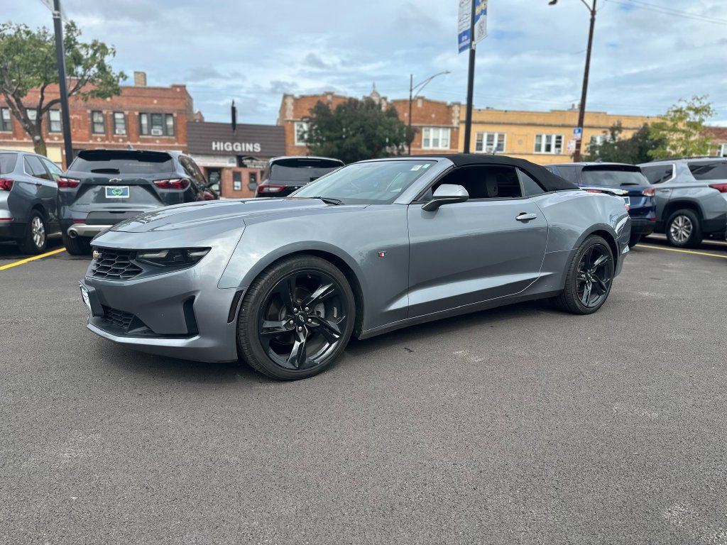 Used 2020 Chevrolet Camaro LT RWD image 10
