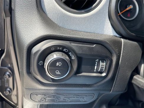 New 2025 Jeep Gladiator Sport image 23