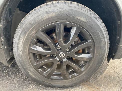 Used 2020 Nissan Rogue S AWD/4WD image 16