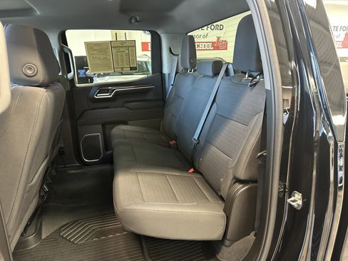 Used 2022 Chevrolet Silverado 1500 RST image 5