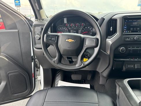 Used 2021 Chevrolet Silverado 1500 Custom image 17
