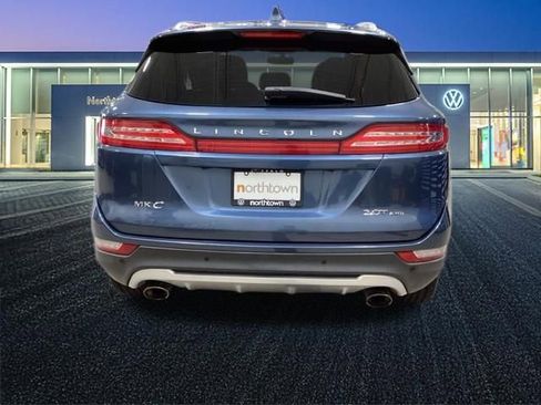 Used 2018 Lincoln MKC Premiere image 28