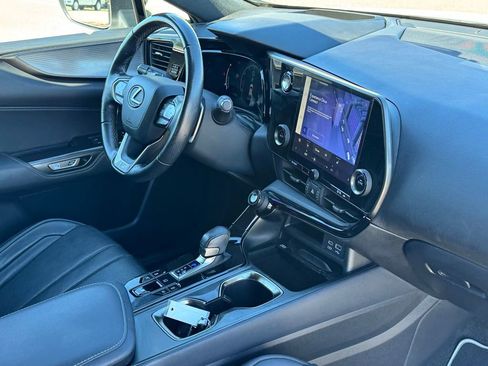 Used 2022 Lexus NX 350 F Sport image 10